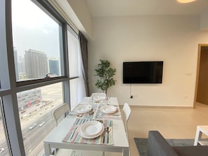 Premier Apartment | In-room dining