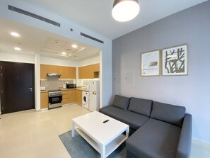 Premier Apartment | Living area | Smart TV, Netflix, streaming services - Lux BnB Bellevue Tower City View (Dubai)