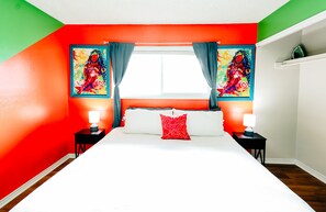 8 Schlafzimmer, Schreibtisch, Bügeleisen/Bügelbrett, WLAN