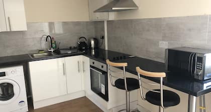 Centre location flat near the Alnwcik Castle...
