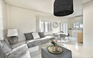 50-inch Smart TV with digital channels, TV