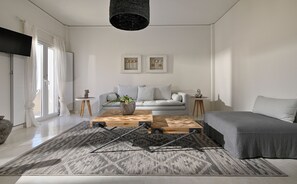 50-inch Smart TV with digital channels, TV