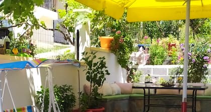 Ioannis Stagkonis Apartment