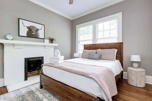 3 makuuhuonetta, silitysrauta/-lauta, Wi-Fi, vuodevaatteet