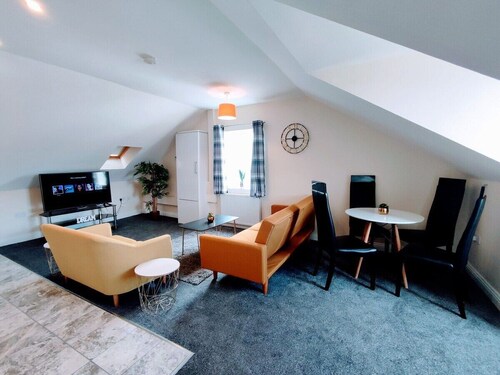 Crystal Suite 4 located at the Centre of North Shields a short walk to Fish Quay