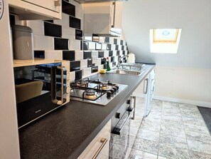 Fridge, oven, stovetop, dishwasher - Crystal Suite 4 located at the Centre of North Shields a short walk to Fish Quay (North Shields)