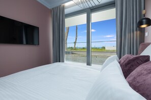 2 bedrooms, WiFi - Apartment 2 with front sea view (Rewal)