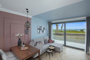 Living area - Apartment 2 with front sea view (Rewal)