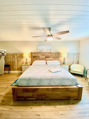 Studio | Iron/ironing board, free WiFi - Coast Oaks Cottage 3 1 Bedroom Cottage by RedAwning (Rockport)