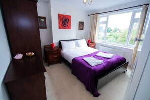 2 habitaciones, tabla de planchar con plancha y wifi gratis 