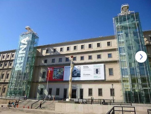 Point of interest - Simple, clean and central apartment  (Madrid)