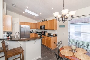 House, Multiple Beds, Pool Access, Garden View | Private kitchen | Fridge, microwave, oven, stovetop - Enchanted Hideaway (Kissimmee)