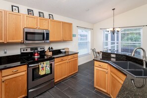 House, Multiple Beds, Pool Access, Garden View | Private kitchen | Fridge, microwave, oven, stovetop - Enchanted Hideaway (Kissimmee)