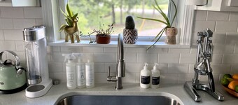 Blue Door: Walk to Avondale, Dog-Friendly w Yard