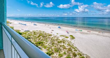 DIRECT BEACH FRONT CONDO!