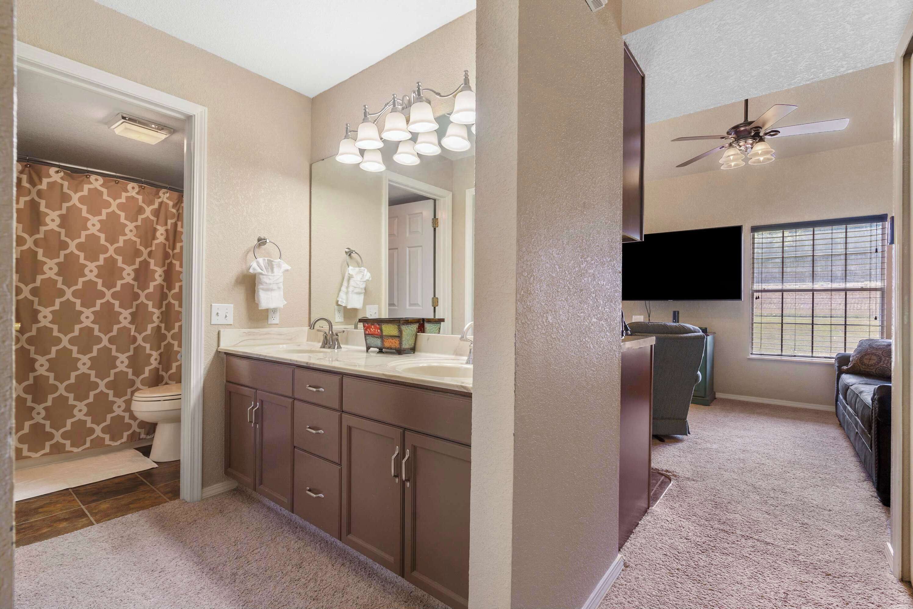 Condo, Multiple Beds, Balcony, Garden View (Journey Down Abby Lane ) | Bathroom