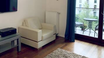 Apartment | Living area | TV