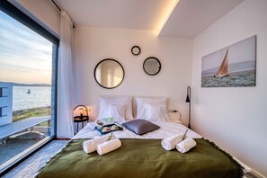3 bedrooms, in-room safe, iron/ironing board, free WiFi - Crystal Holiday Residence - Penthouse Apartment (Sukošan)