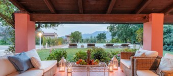 Spacious 6 bedrooms Villa with Private Pool on the Tuscan Hills of Santa Colomba by Pontedera and Bientina