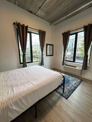 2 dormitorios, tabla de planchar con plancha, wifi gratis y ropa de cama