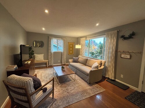 Cozy home with large yard oasis!