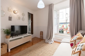 Fernseher