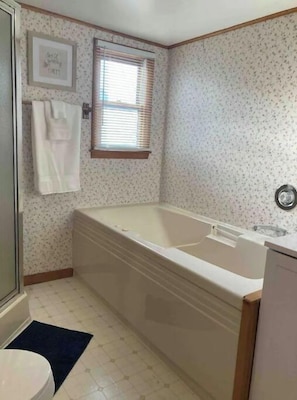 Douche, serviettes fournies