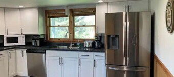 Peaceful & Serene 120 Acre Mountain Farm Retreat