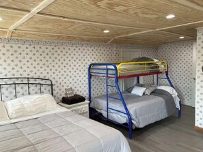 3 quartos, Wi-Fi de cortesia, roupa de cama