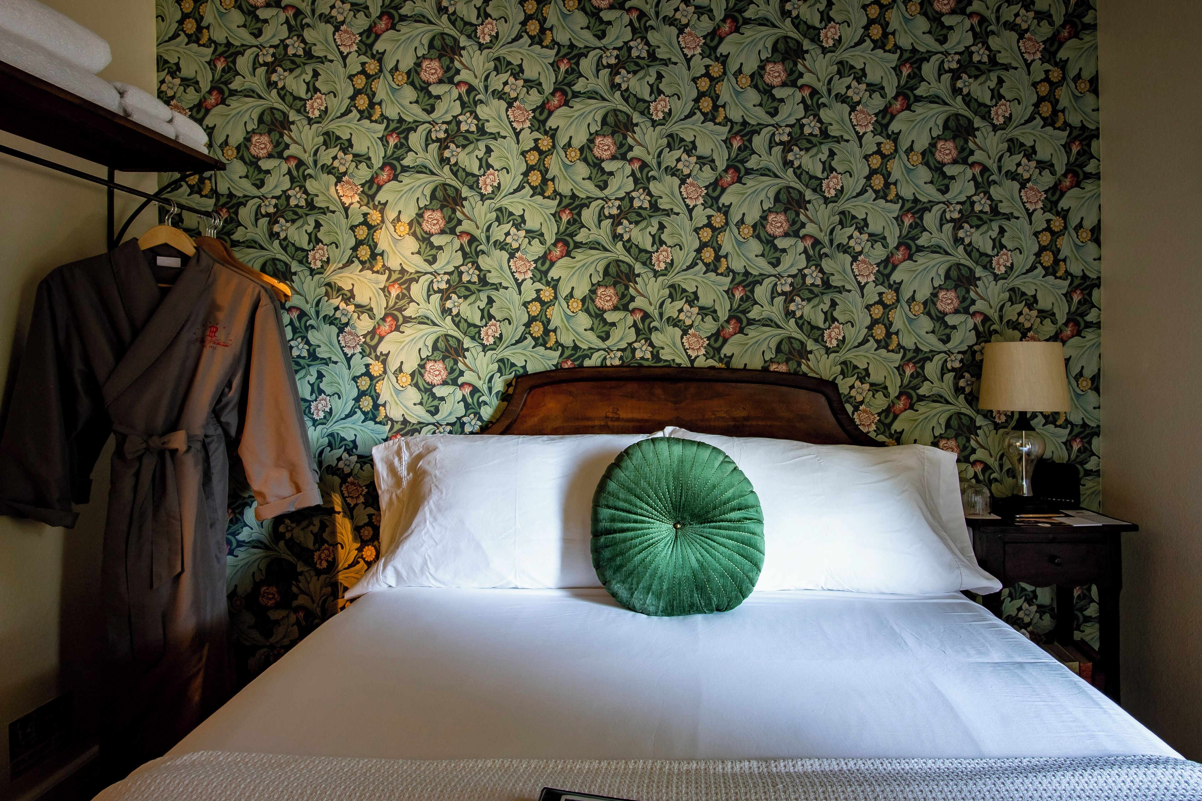 1 bedroom, iron/ironing board, WiFi