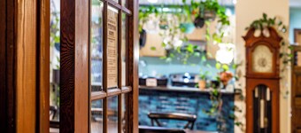 #4 Shriner Peak Lookout Trail Shared Bath- Adults Only