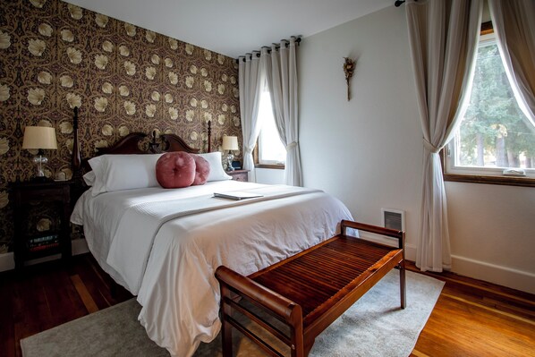 1 bedroom, blackout curtains, iron/ironing board, WiFi