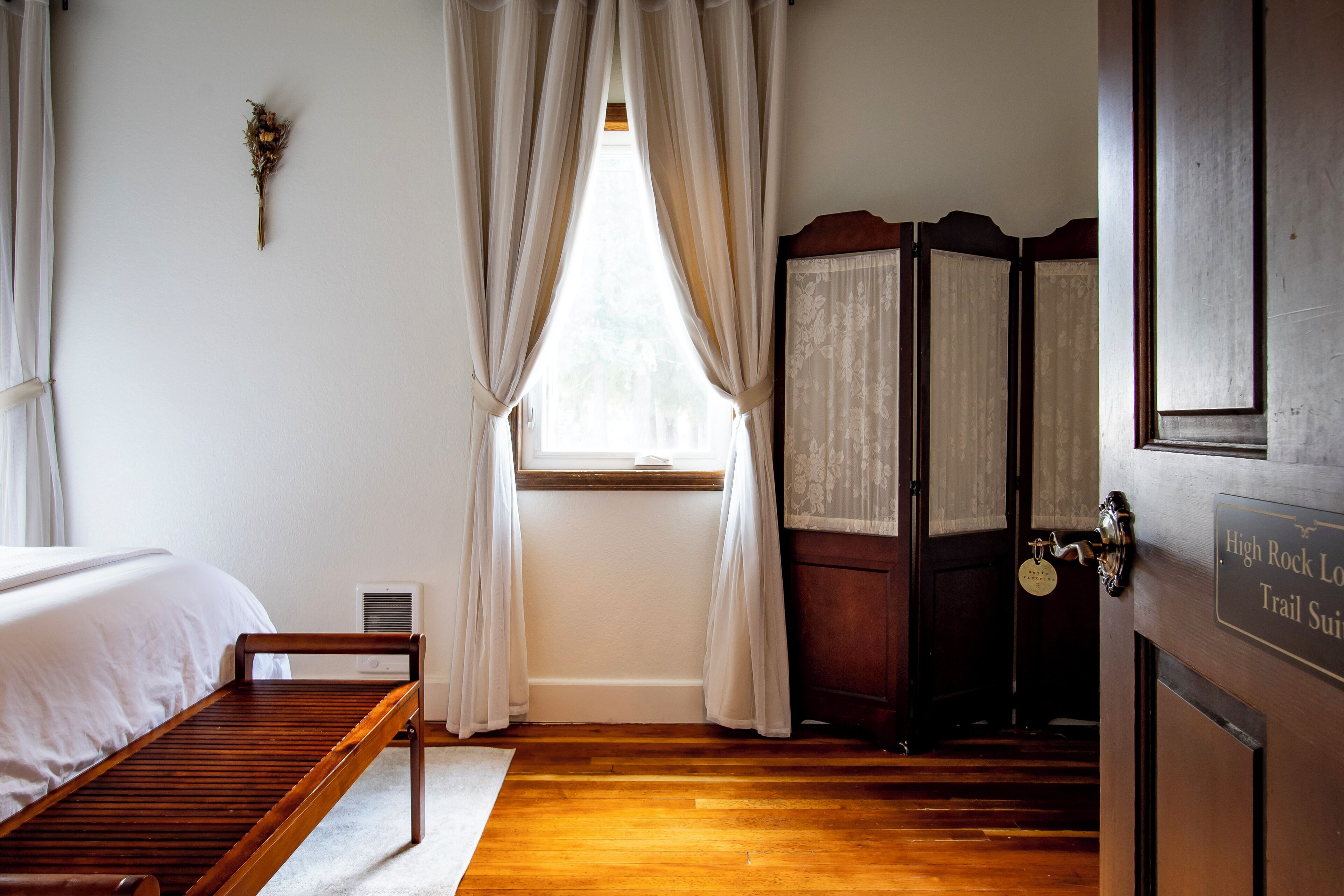 1 bedroom, blackout drapes, iron/ironing board, WiFi