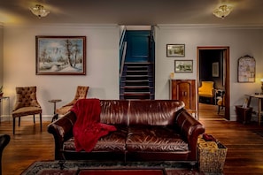 Cheminée, chaîne hi-fi