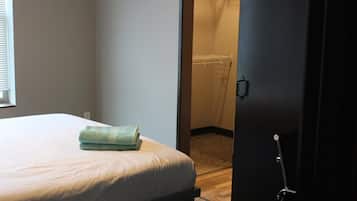 2 室のベッドルーム、WiFi、ベッドシーツ