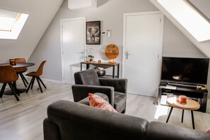 TV - Nieuw en Volledig Uitgerust Appartement op de 1e Verdieping (Wemeldinge)