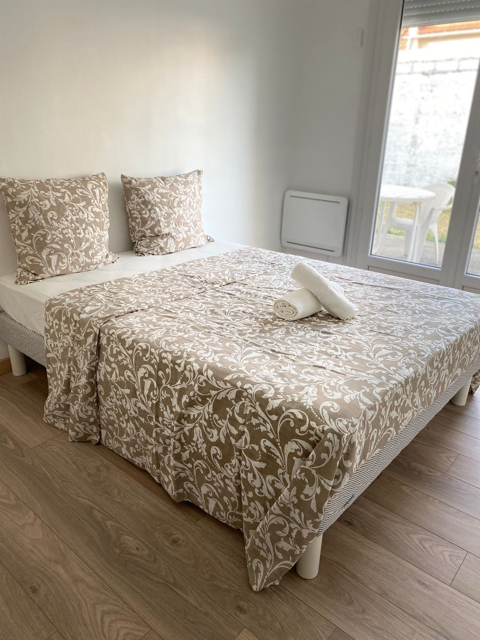 4 chambres, bureau, fer et planche à repasser, Wi-Fi gratuit