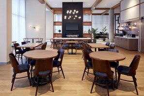 Se sirven desayunos y cenas