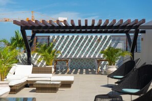 50-inch Smart TV with digital channels, TV - MAGNIFICO DPTO - SOLEA a pasos de 5ta Av (Playa del Carmen)