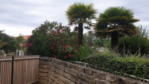 Property grounds - Studio In Residence With Pool And Parking (La Couarde-sur-Mer)