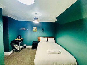 Standard Double Room, Ensuite - Number 19 Brighton (Brighton)