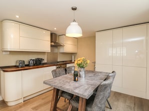 Cottage | Private kitchen - The Coach House (Tetbury)