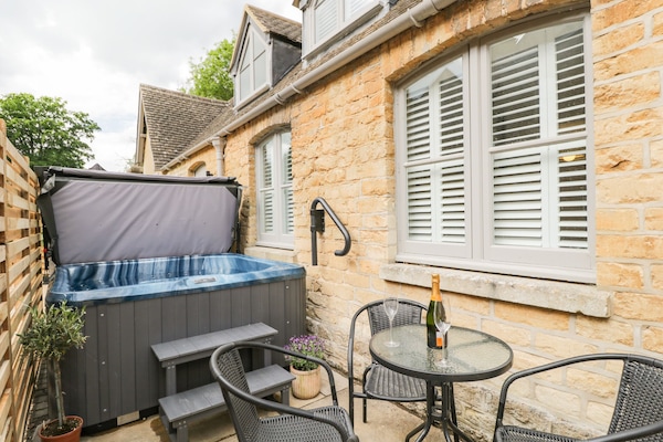 Cottage | Balcony