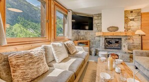 Fireplace - Chalet, 200m from ski slopes, terrace, balcony, fireplace or stove, tv, ski locker, 108m², Tignes (Tignes)