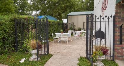 Hopp's Downtown Loft