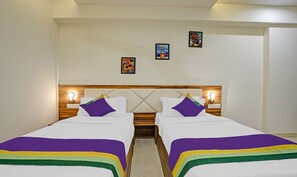 Premium Double Room - Happy Stays (Bengaluru)