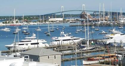Wyndham Inn at The Harbor- Hotel Suite for 4, with Kitchenette and Living Room!