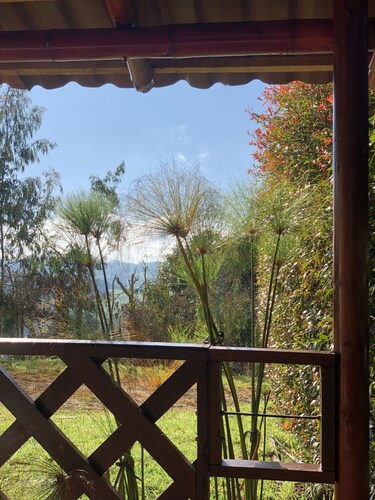 Acogedora Casa Campestre con Chimenea y Espectacular Vista