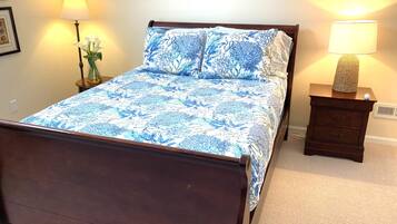 4 Schlafzimmer, Schreibtisch, Bügeleisen/Bügelbrett, kostenloses WLAN