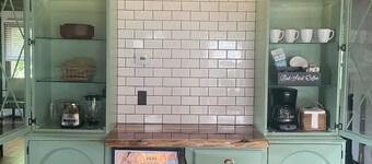 Fully Remodeled Two-Bedroom Cabin on the River